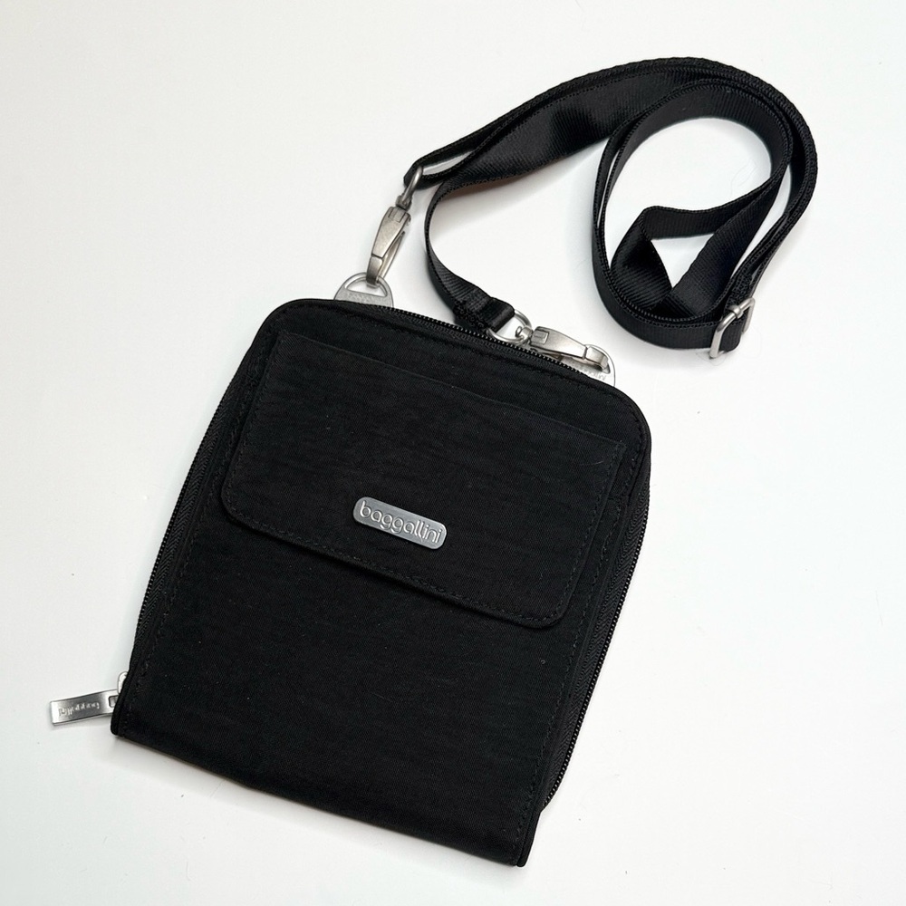 Baggallini Take Two RFID Bryant Lightweight Travel Black Crossbody